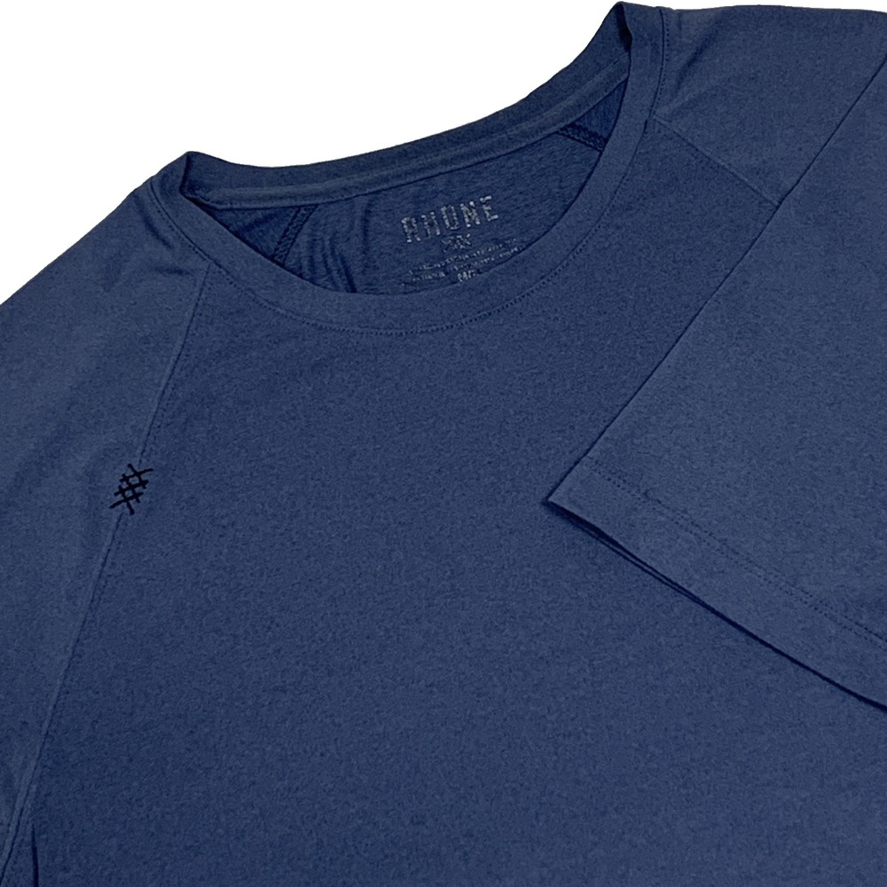 Rhone Reign Tech Shirt Mens Medium M Light Blue Short Sleeve Workout RN141364